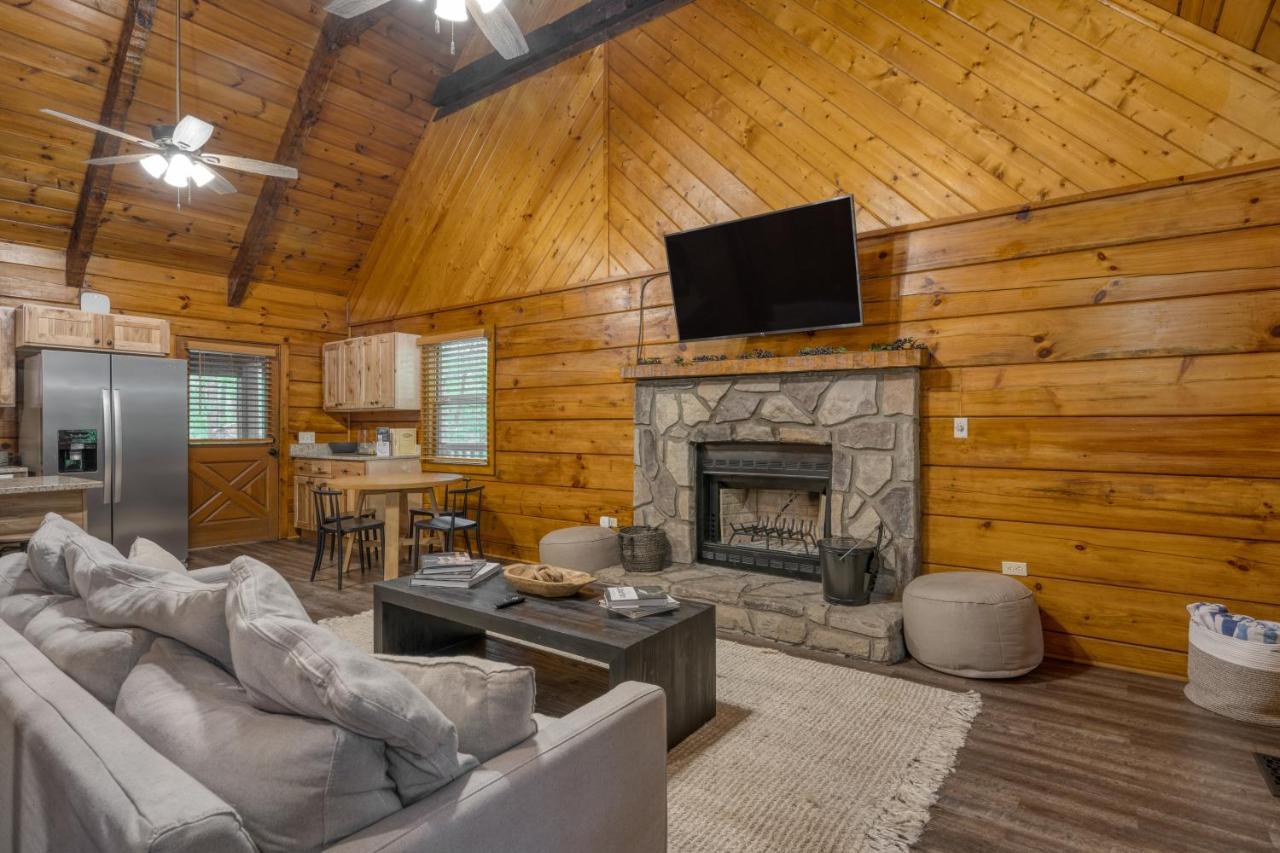 The Dudley Cabins By Avantstay เซอเวียร์วีล ภายนอก รูปภาพ