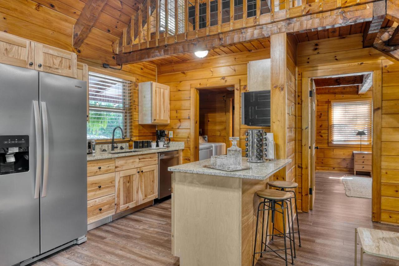 The Dudley Cabins By Avantstay เซอเวียร์วีล ภายนอก รูปภาพ